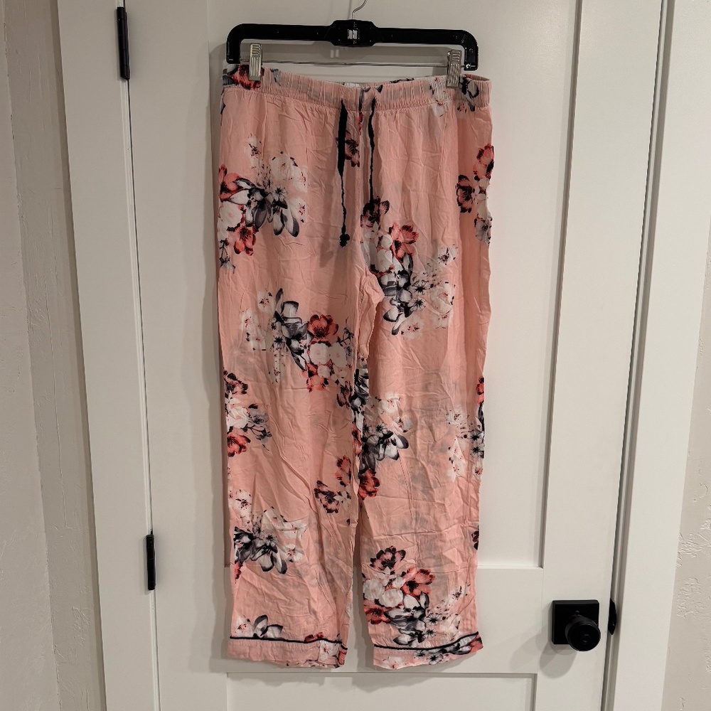 Women’s pajama pants